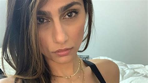 mia khalifa por|Mia Khalifa Lesbian Porn Videos 